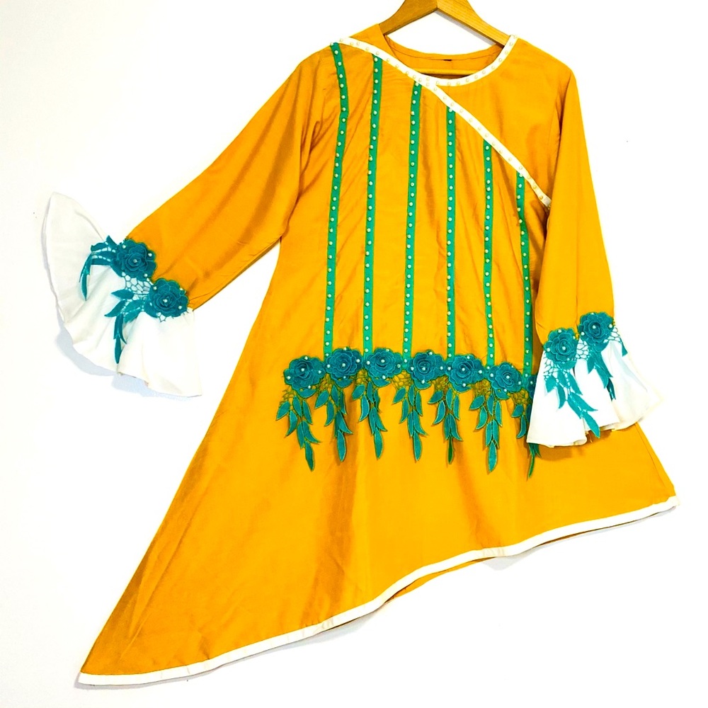 Long sleeve top